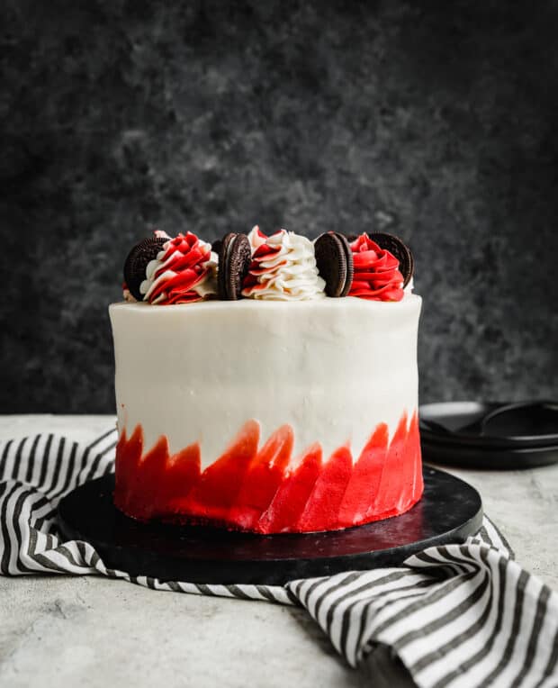 Oreo Red Velvet Cake Salt Baker