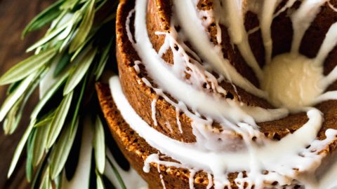 Gingerbread Bundt Cake - Weekend Craft