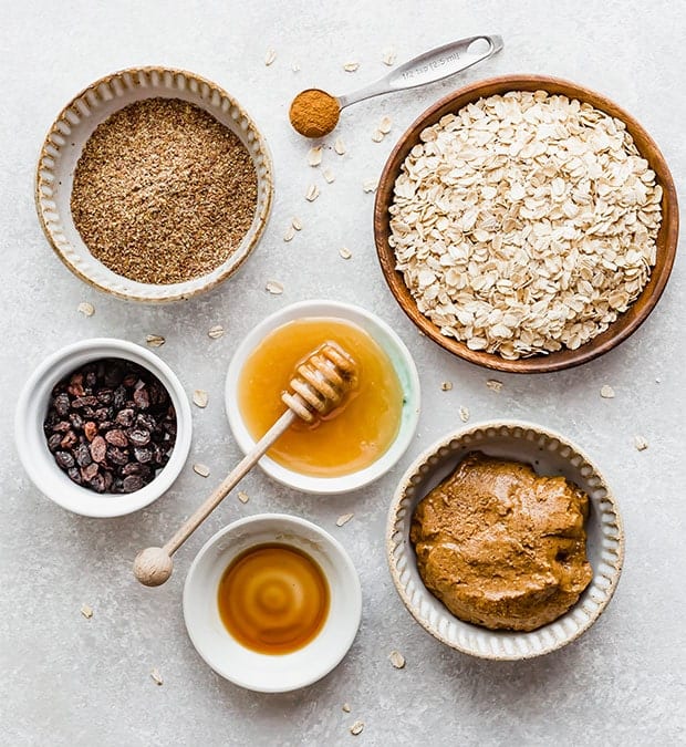 An overhead photo of the ingredients used to make oatmeal raising energy bites.