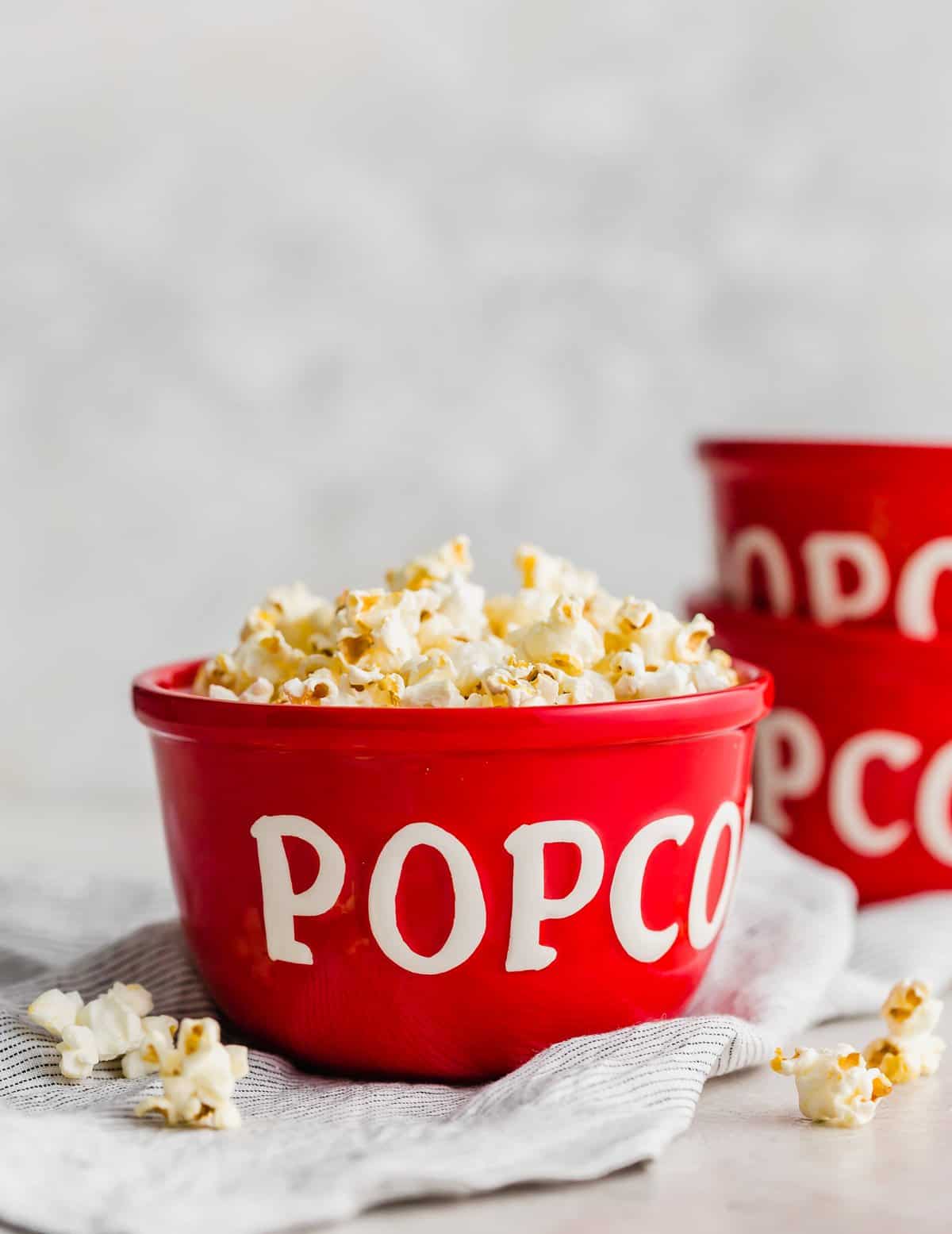 The Real Difference Between Regular Popcorn And Movie Theater Popcorn