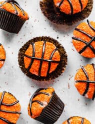 Basketball decorated cupcakes.