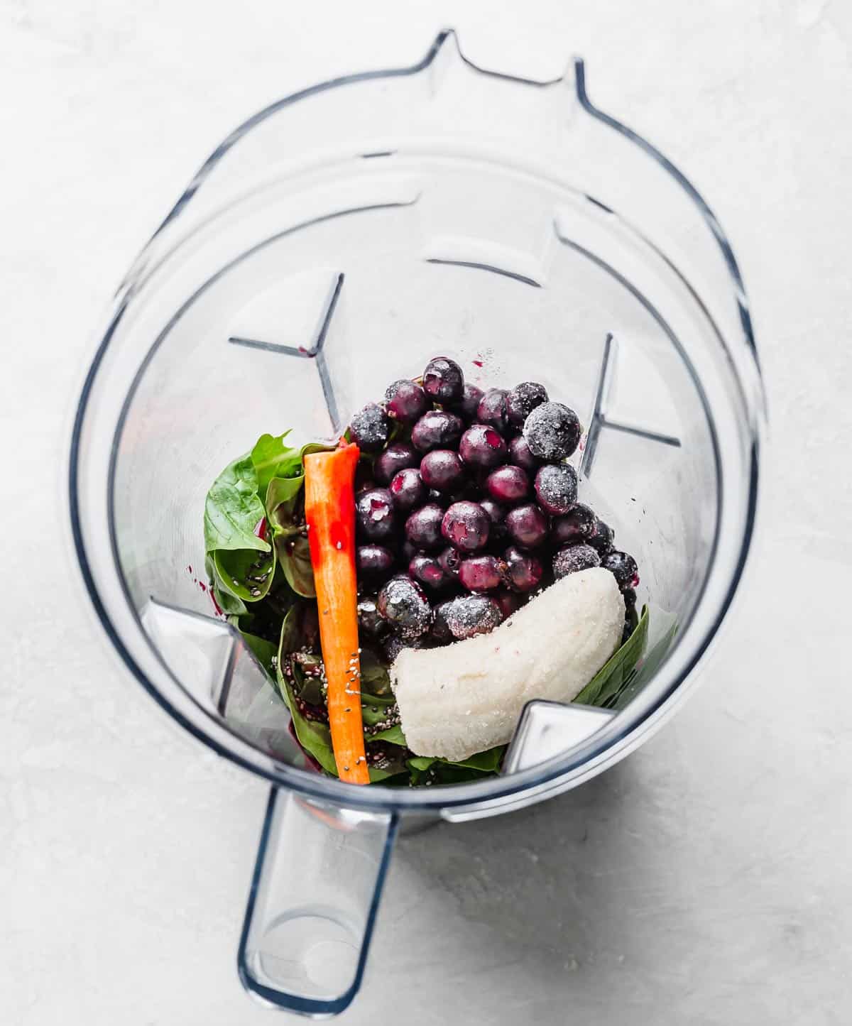 Acai Smoothie ingredients in a blender.