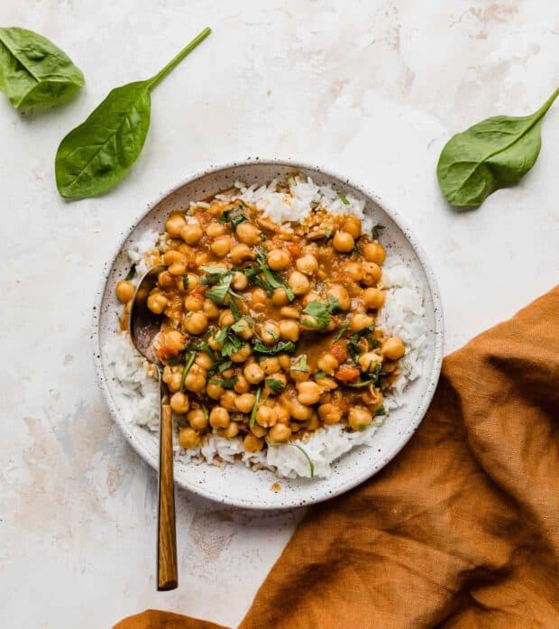 Chickpea and Spinach Curry - Salt & Baker