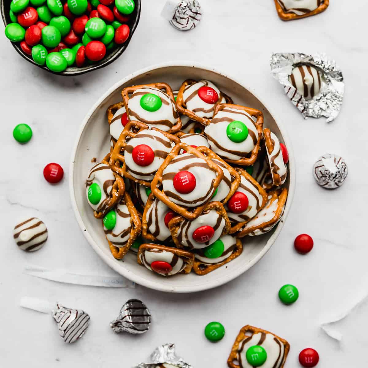 Christmas Pretzel Hugs Recipe- Dinner, then Dessert