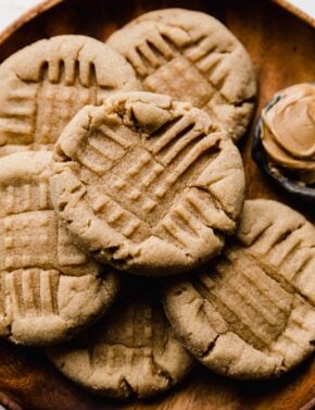 Crumbl Classic Peanut Butter Cookies