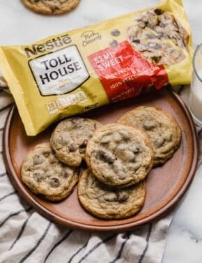 Nestle® Toll House Chocolate Chip Cookies