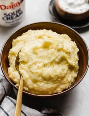 Mashed Potatoes with Sour Cream