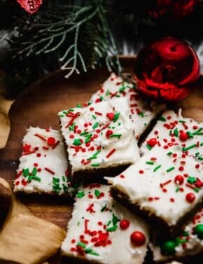 Gingerbread Cookie Bars